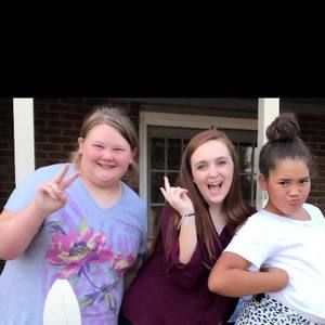 Meet your Posher, Abby